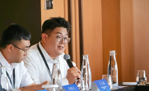 深耕市场｜宏鑫源集团亮相第四届中国—东盟建设部长圆桌会议及A